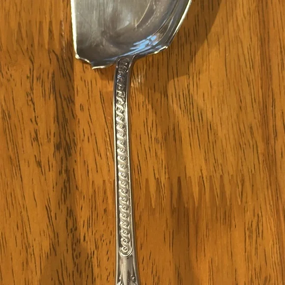 Gorham Co silver plated large fish serving spoon. PAV engraved - Picture 3 of 8
